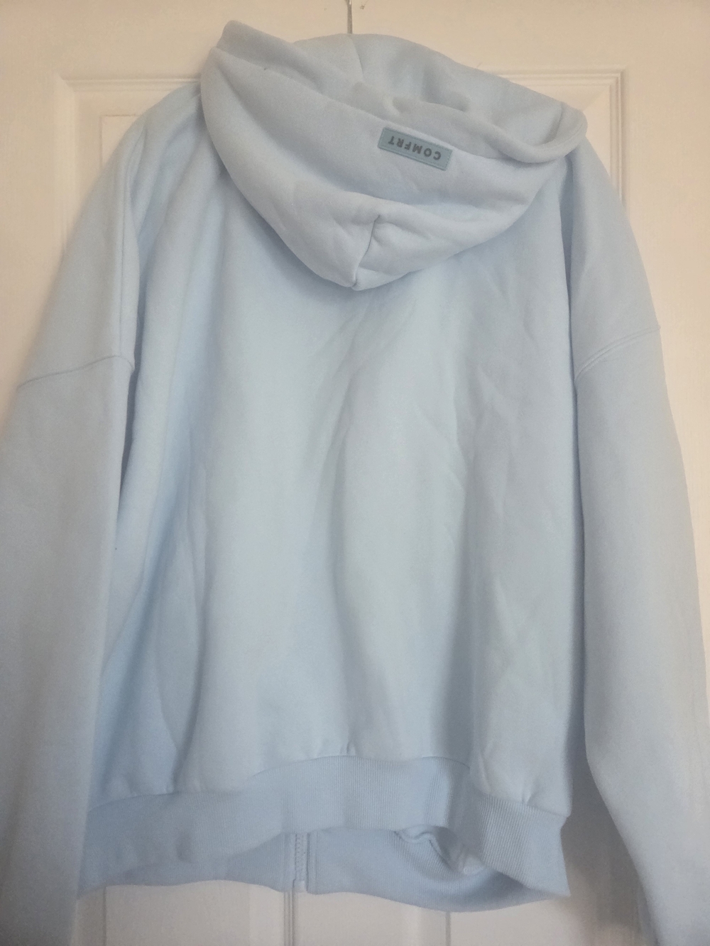 Comfrt Brand New Never Worn Baby Blue Zip-Up Hoodie Size Large - Picture 5 of 5